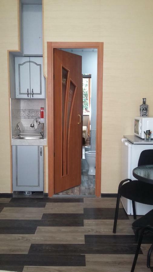 Hotel Joniskera Tiflis Habitación foto